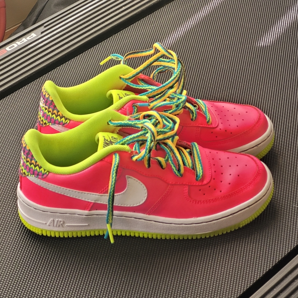 Nike